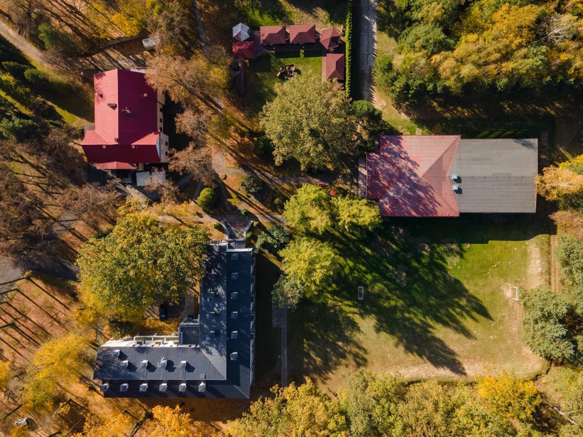 Hotel W Dobieszkowie Stryków Eksteriør bilde