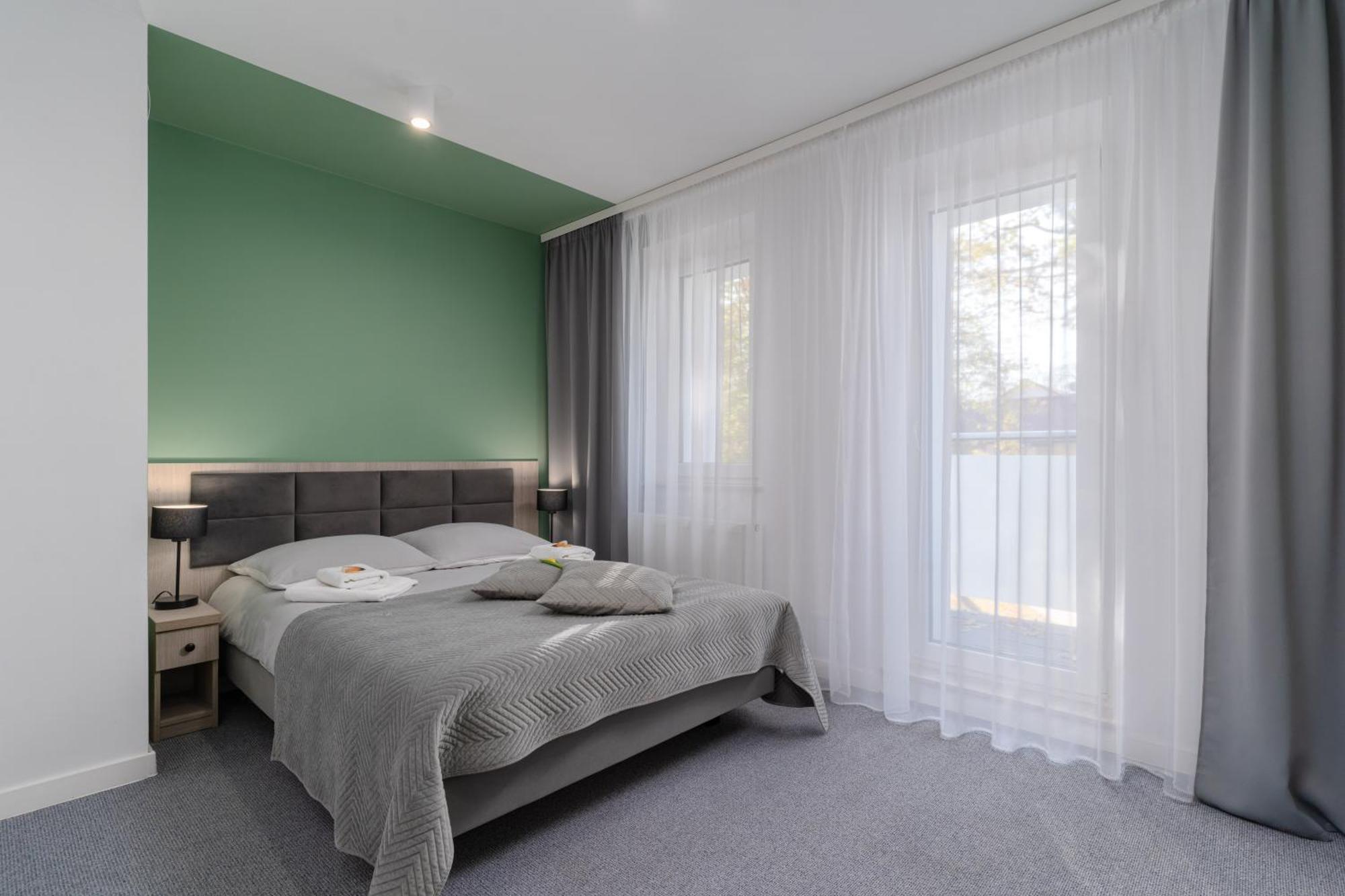 Hotel W Dobieszkowie Stryków Eksteriør bilde