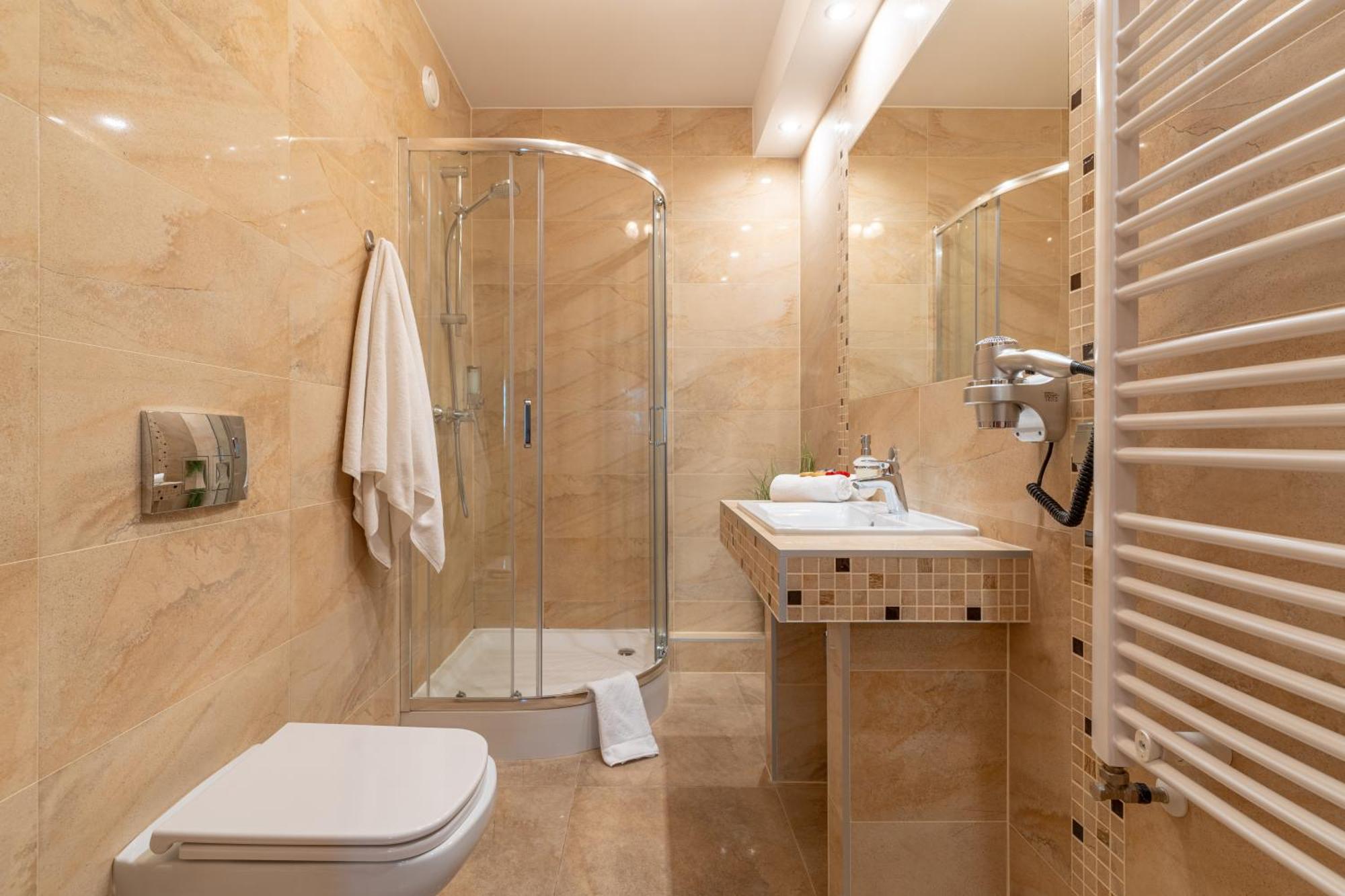 Hotel W Dobieszkowie Stryków Eksteriør bilde